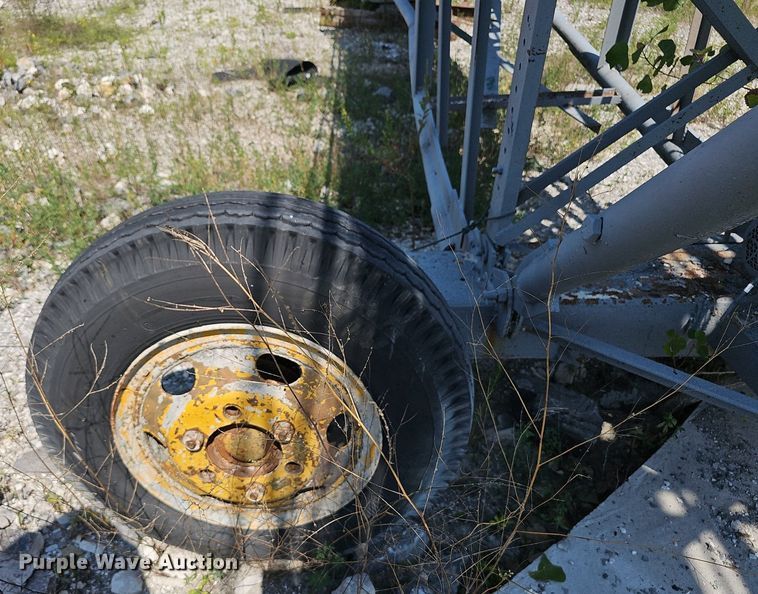 image for item NX9123 Eagle CV1000 crusher