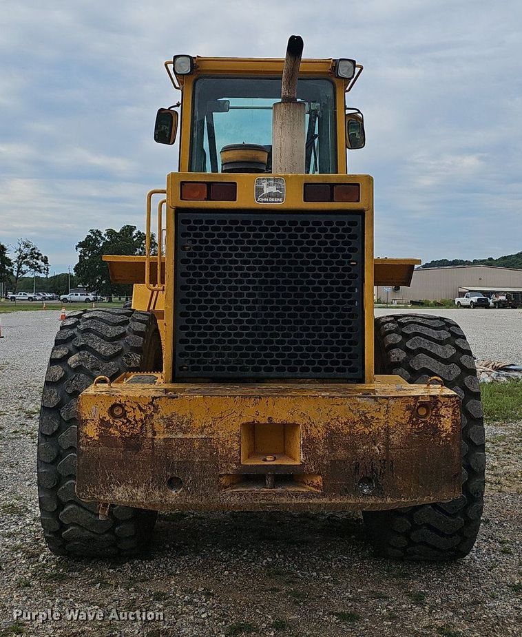 image for item NX9165 1991 John Deere  644E loader