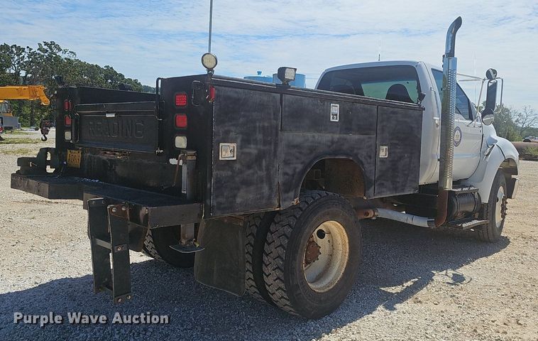 image for item NX9168 2007 Ford F750 Super Duty utility / service truck