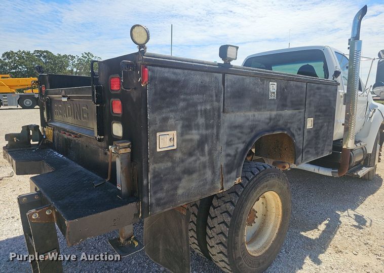 image for item NX9168 2007 Ford F750 Super Duty utility / service truck