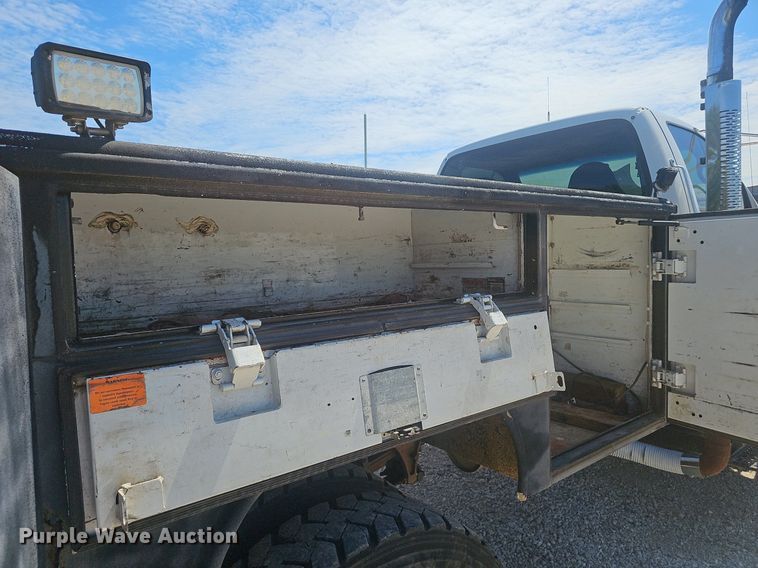 image for item NX9168 2007 Ford F750 Super Duty utility / service truck