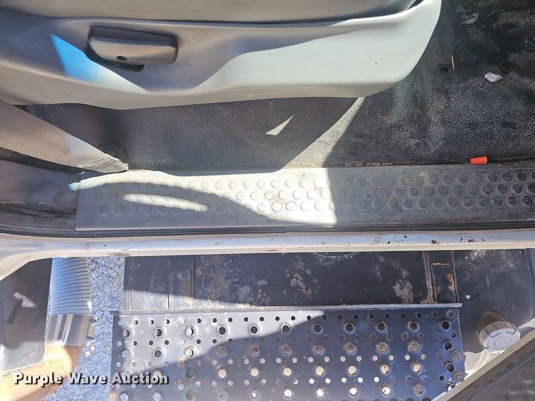 image for item NX9168 2007 Ford F750 Super Duty utility / service truck