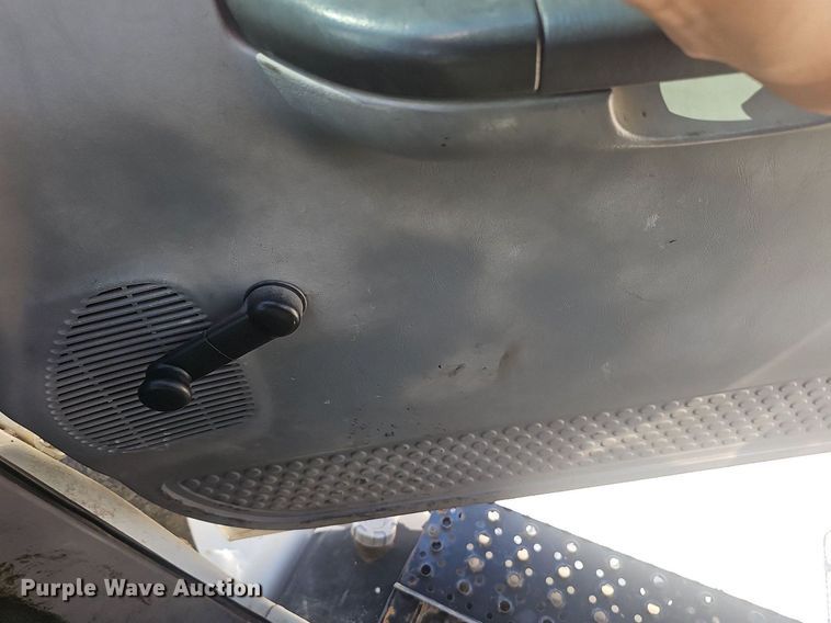 image for item NX9168 2007 Ford F750 Super Duty utility / service truck