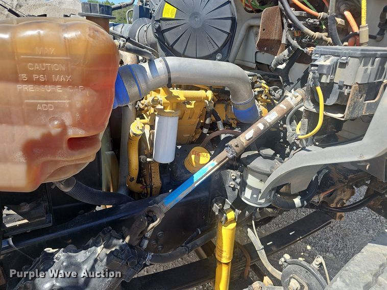 image for item NX9168 2007 Ford F750 Super Duty utility / service truck