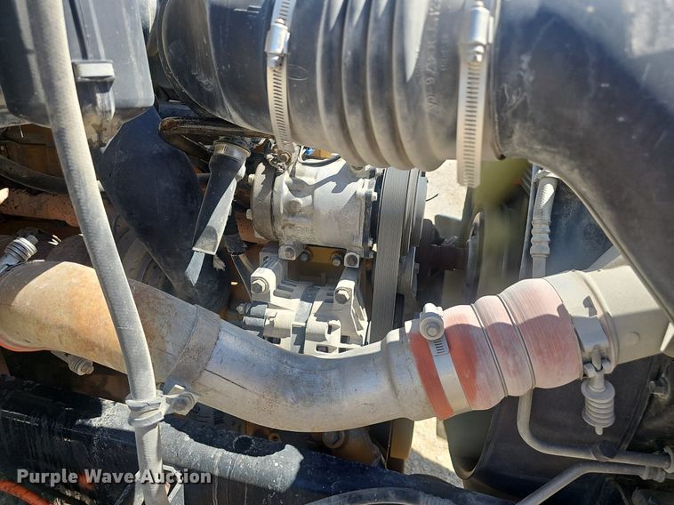 image for item NX9168 2007 Ford F750 Super Duty utility / service truck