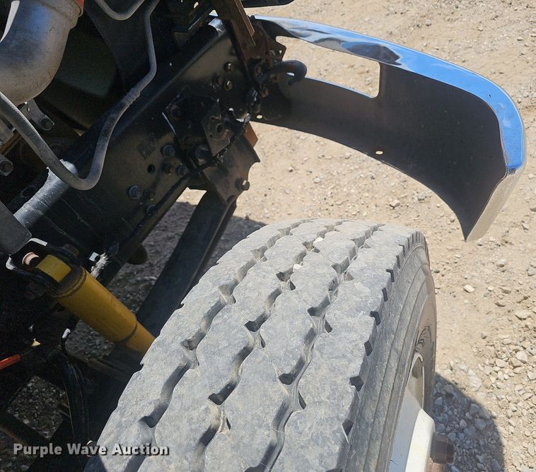 image for item NX9168 2007 Ford F750 Super Duty utility / service truck