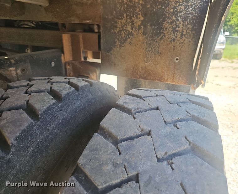 image for item NX9168 2007 Ford F750 Super Duty utility / service truck