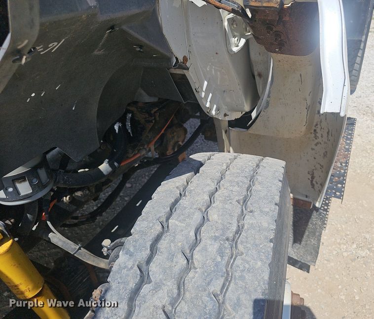 image for item NX9168 2007 Ford F750 Super Duty utility / service truck