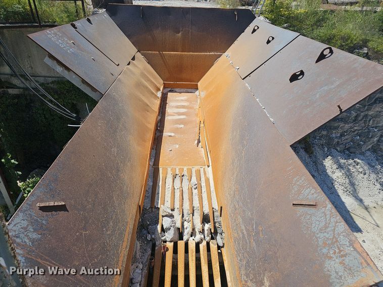 image for item NX9173 Pioneer jaw crusher