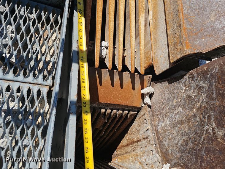 image for item NX9173 Pioneer jaw crusher