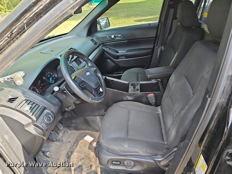 image for item NX9186 2017 Ford  Explorer Police Interceptor SUV