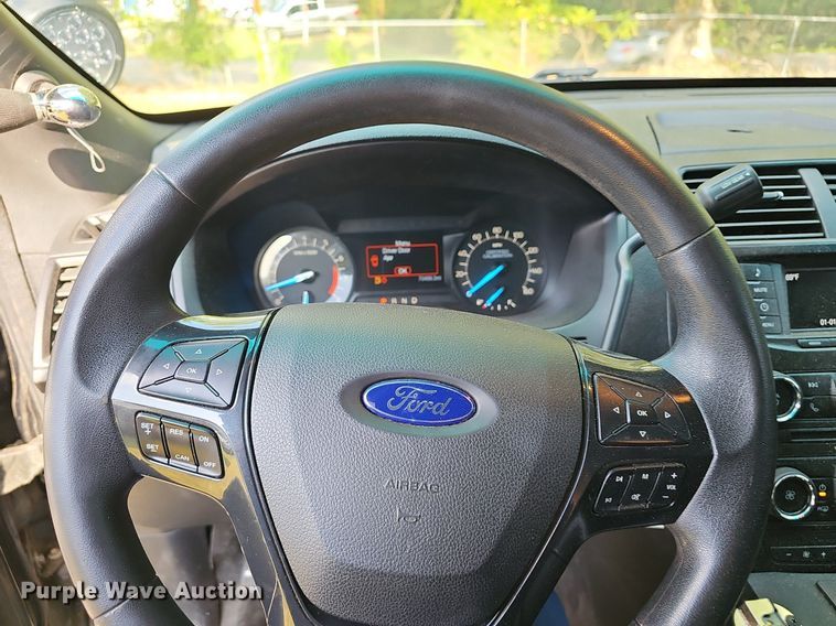 image for item NX9186 2017 Ford  Explorer Police Interceptor SUV