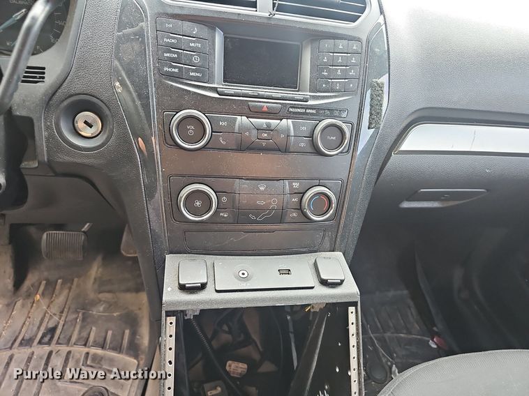 image for item NX9189 2019 Ford  Explorer Police Interceptor   SUV