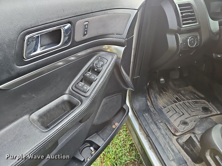 image for item NX9189 2019 Ford  Explorer Police Interceptor   SUV