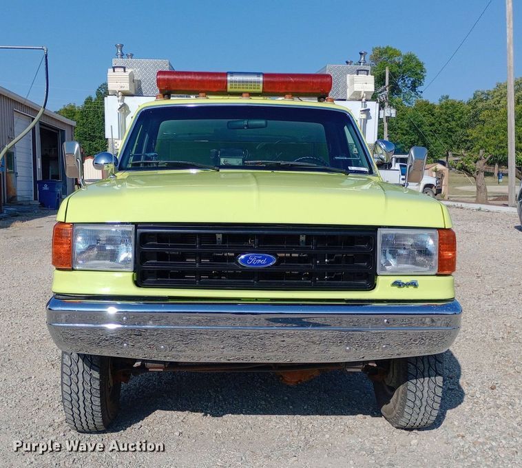 image for item NY9527 1988 Ford F350 Custom rescue vehicle