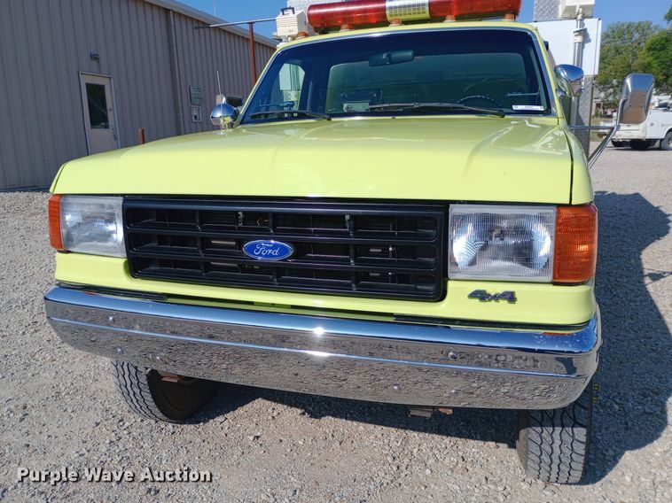 image for item NY9527 1988 Ford F350 Custom rescue vehicle