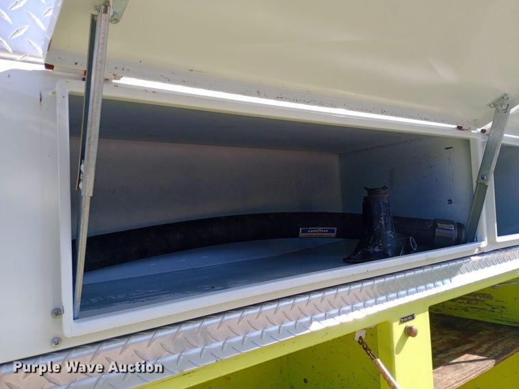 image for item NY9527 1988 Ford F350 Custom rescue vehicle