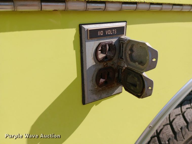 image for item NY9527 1988 Ford F350 Custom rescue vehicle