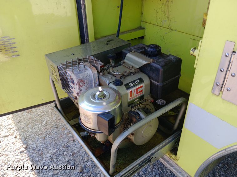 image for item NY9527 1988 Ford F350 Custom rescue vehicle