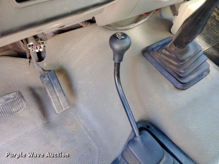 image for item NY9527 1988 Ford F350 Custom rescue vehicle