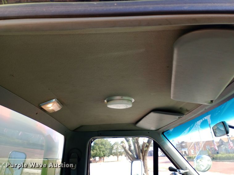 image for item NY9527 1988 Ford F350 Custom rescue vehicle