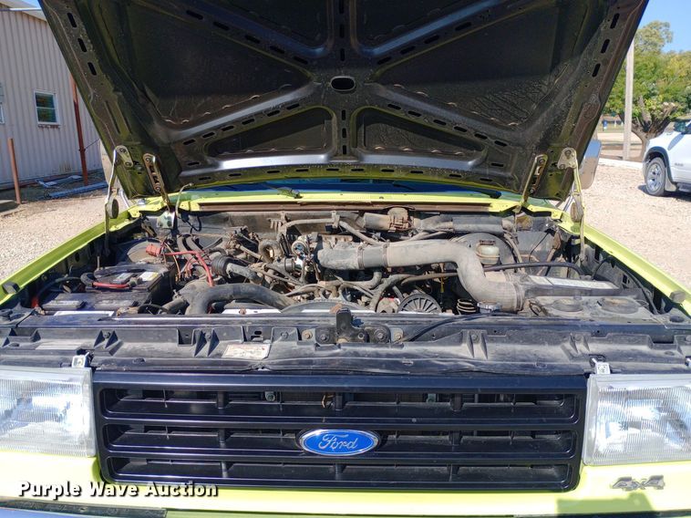 image for item NY9527 1988 Ford F350 Custom rescue vehicle