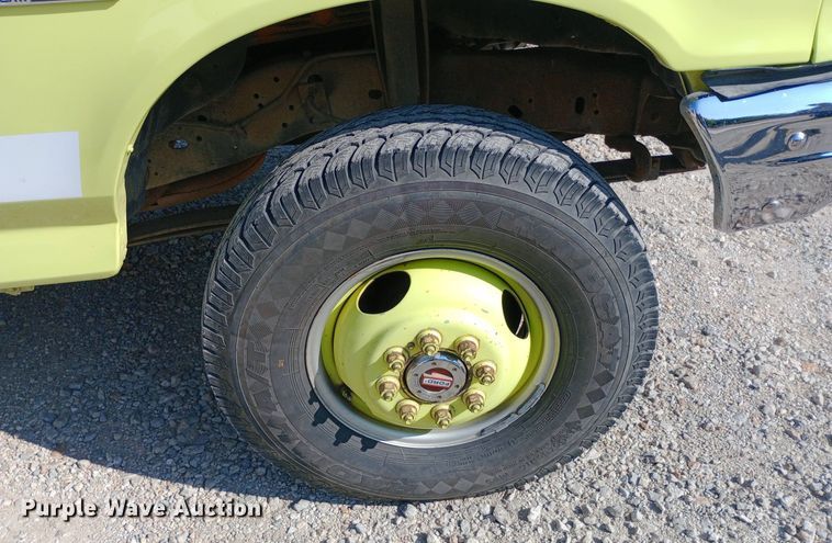 image for item NY9527 1988 Ford F350 Custom rescue vehicle