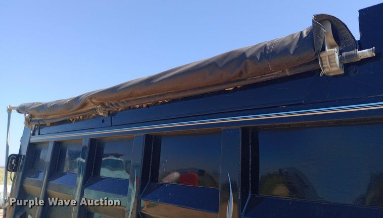 image for item NY9530 1996 International  8100 dump truck