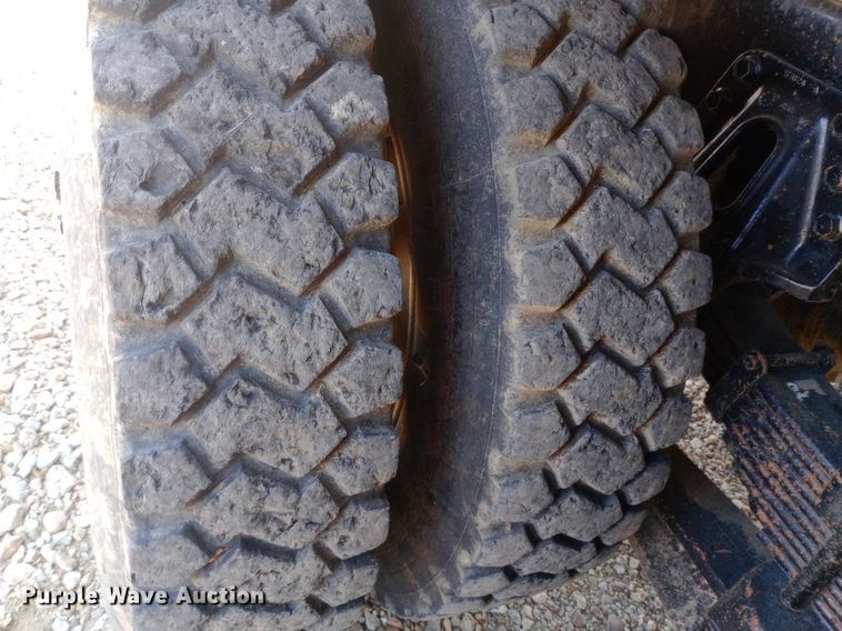 image for item NY9530 1996 International  8100 dump truck