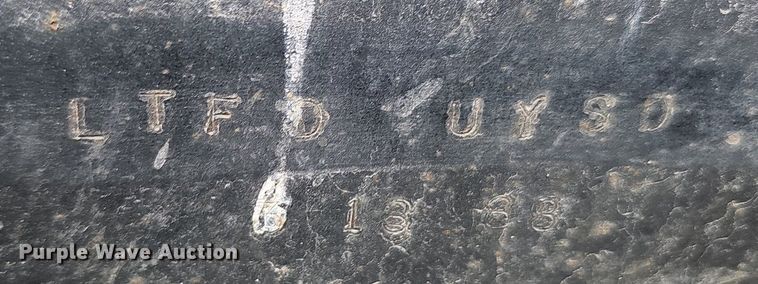 image for item OC9185 1988 Freightliner  FLC truck cab and chassis