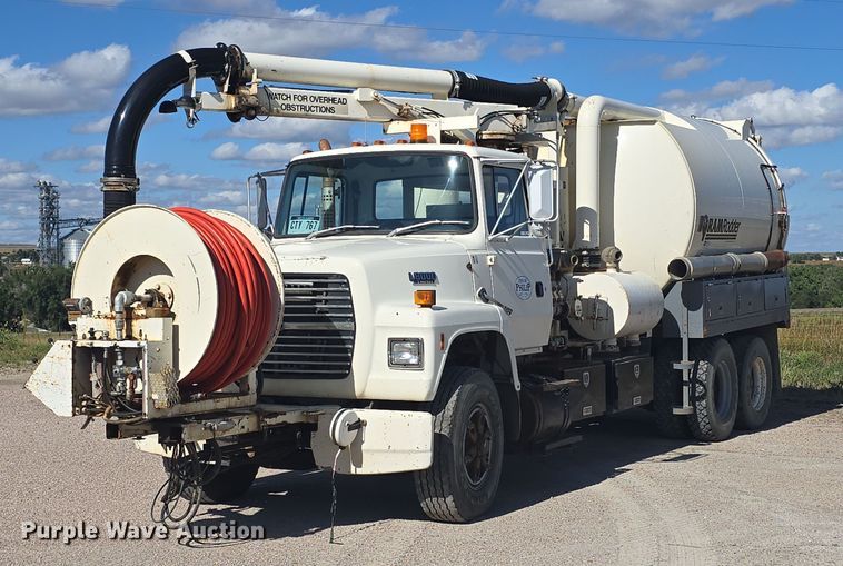 image for item OD9730 1993 Ford  L8000 sewer rodder truck