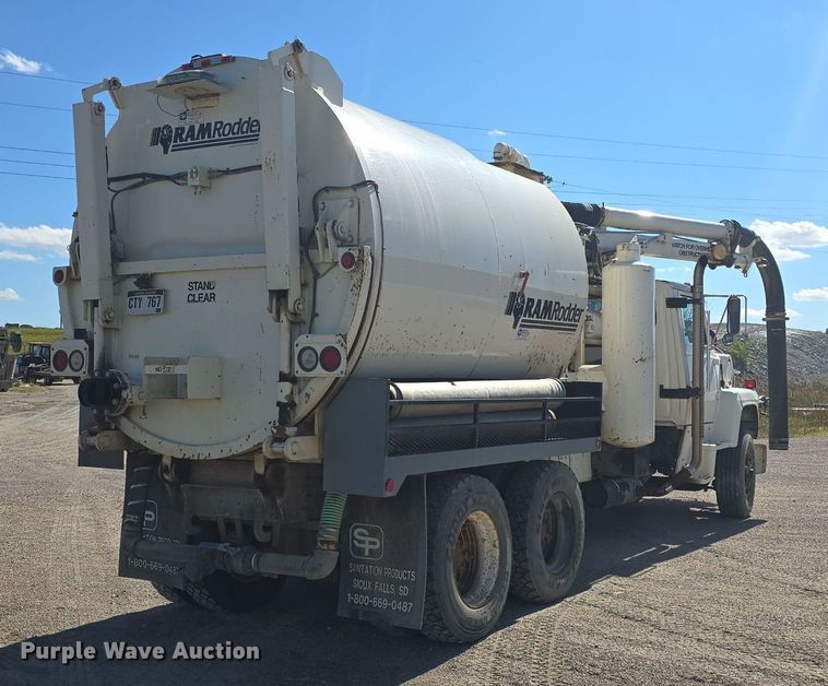 image for item OD9730 1993 Ford  L8000 sewer rodder truck