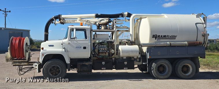 image for item OD9730 1993 Ford  L8000 sewer rodder truck