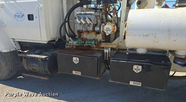 image for item OD9730 1993 Ford  L8000 sewer rodder truck