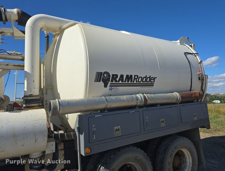 image for item OD9730 1993 Ford  L8000 sewer rodder truck