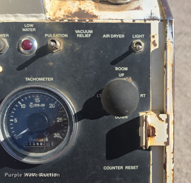 image for item OD9730 1993 Ford  L8000 sewer rodder truck