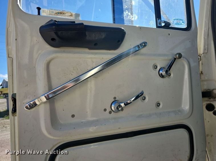 image for item OD9730 1993 Ford  L8000 sewer rodder truck