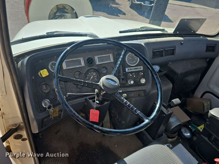 image for item OD9730 1993 Ford  L8000 sewer rodder truck