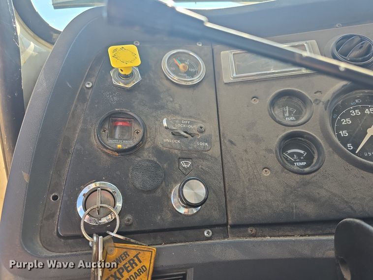 image for item OD9730 1993 Ford  L8000 sewer rodder truck