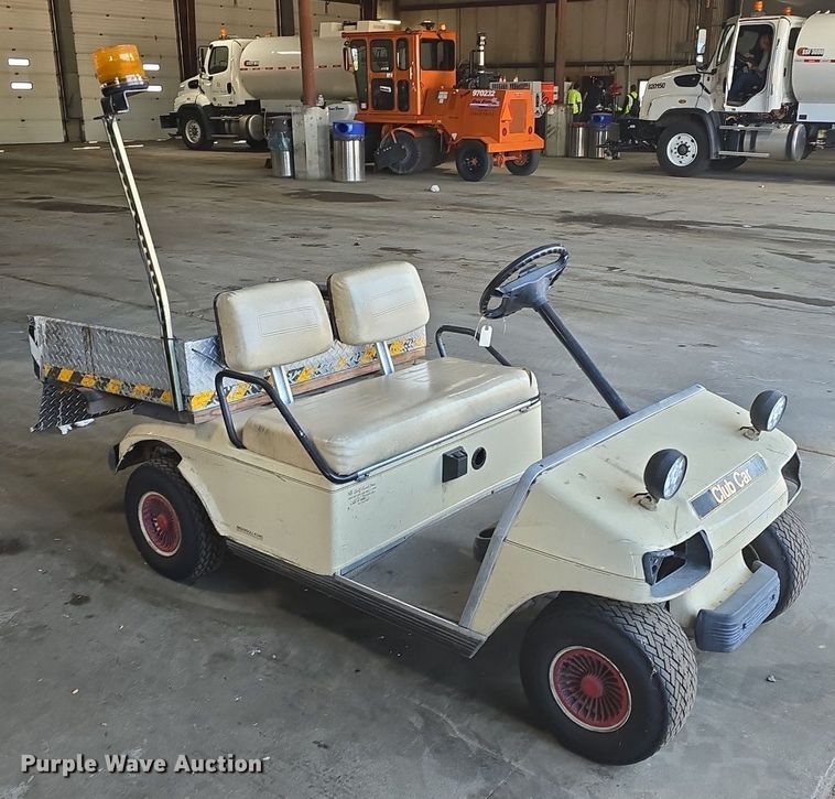 image for item OD9736 1998 Club Car DS golf cart