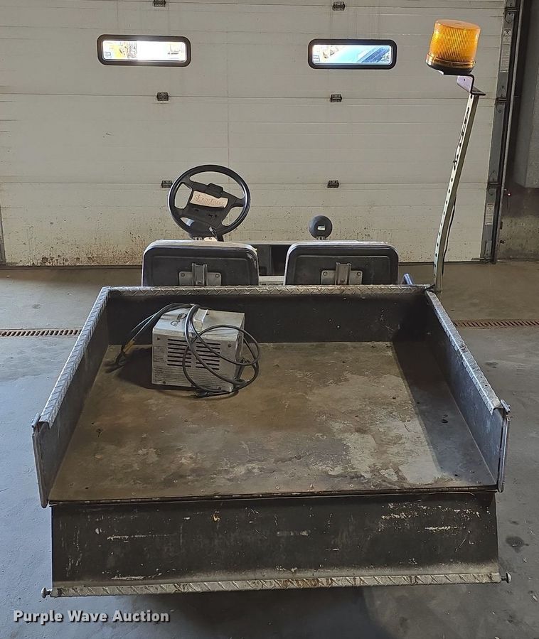 image for item OD9736 1998 Club Car DS golf cart