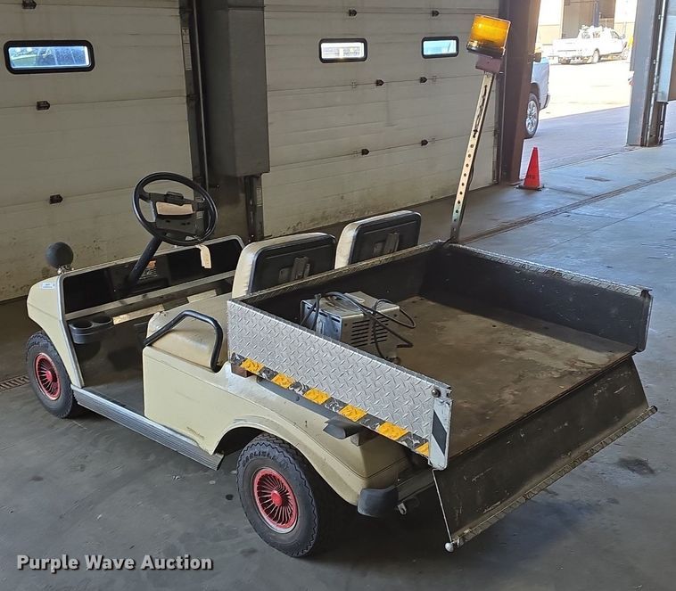 image for item OD9736 1998 Club Car DS golf cart