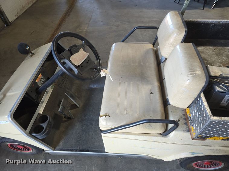 image for item OD9736 1998 Club Car DS golf cart