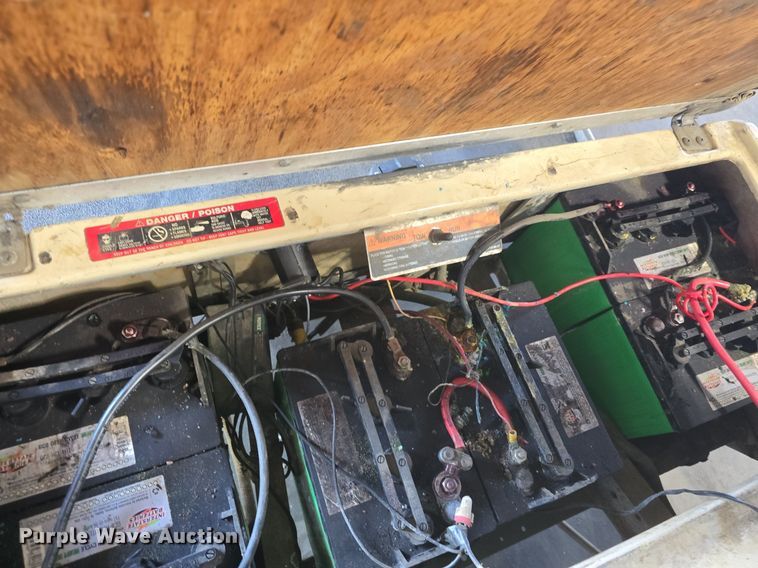 image for item OD9736 1998 Club Car DS golf cart