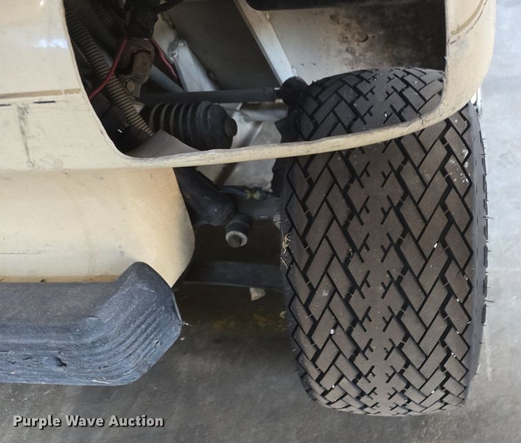 image for item OD9736 1998 Club Car DS golf cart