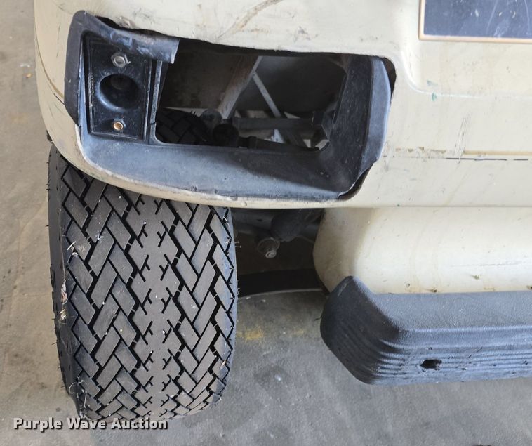 image for item OD9736 1998 Club Car DS golf cart