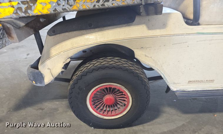 image for item OD9736 1998 Club Car DS golf cart