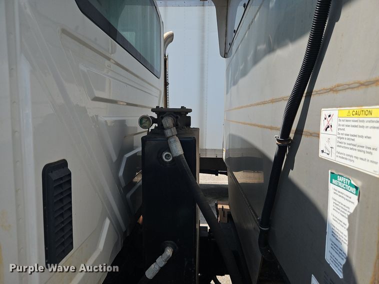 image for item OF9842 2014 International  WorkStar 7500 dump truck