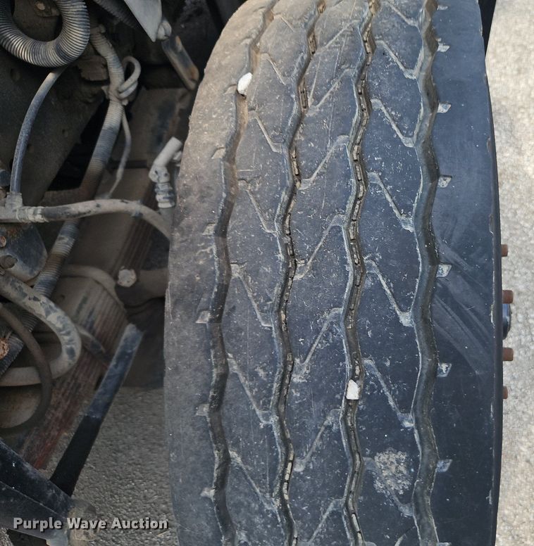 image for item OF9842 2014 International  WorkStar 7500 dump truck