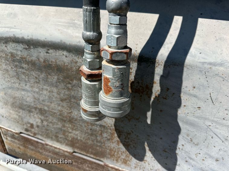 image for item DD3209 Dymax hay bale mover